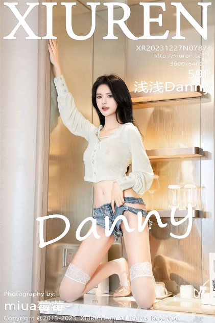 欧美成人午夜剧场海报